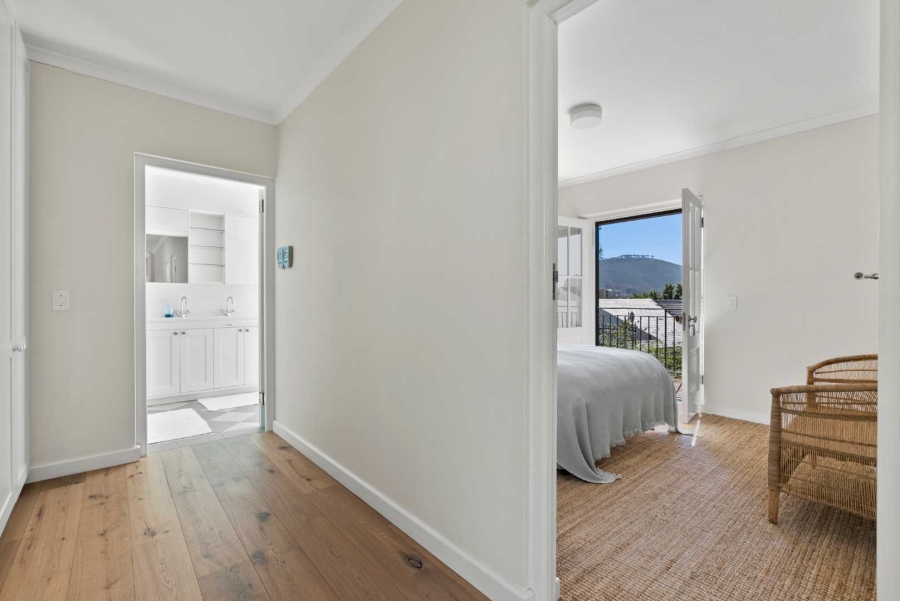 5 Bedroom Property for Sale in Higgovale Western Cape